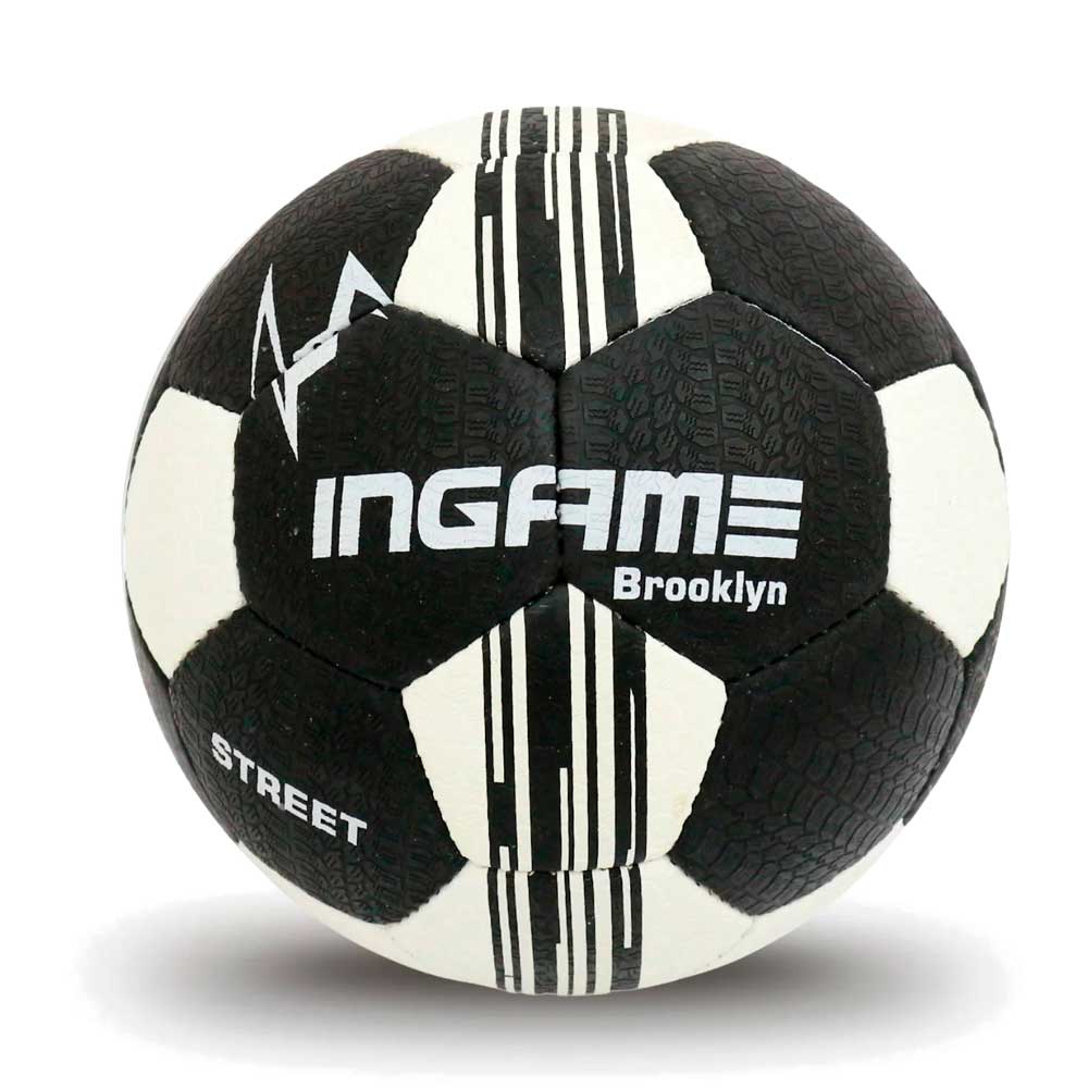 Мяч футбольный INGAME STREET BROOKLYN IFB-125, №5, чёрно-белый в Краснодаре в магазине SportPanda Мяч футбольный INGAME STREET BROOKLYN IFB-125, №5, чёрно-белый – фото