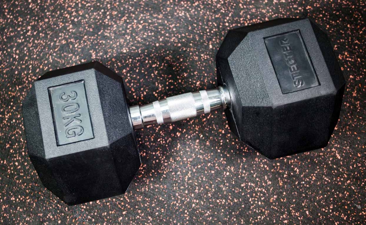 Гантель шестигранная (гексагональная) STECTER, 30 кг в Краснодаре в магазине SportPanda Гантель шестигранная (гексагональная) STECTER, 30 кг – фото