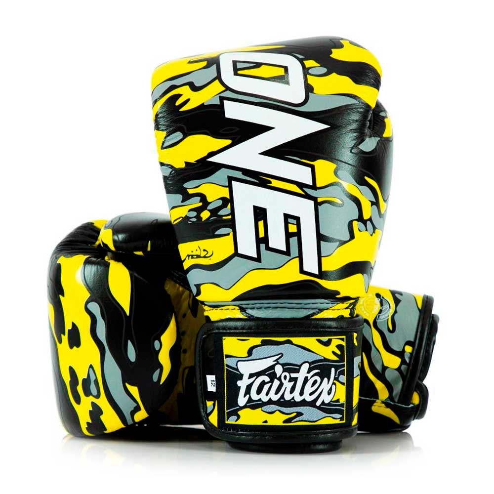 Боксерские перчатки Fairtex BGV ONE FC X Mr.Sabotage, для боев и тренировок, чёрно-жёлтый в Краснодаре в магазине SportPanda Боксерские перчатки Fairtex BGV ONE FC X Mr.Sabotage, для боев и тренировок, чёрно-жёлтый – фото