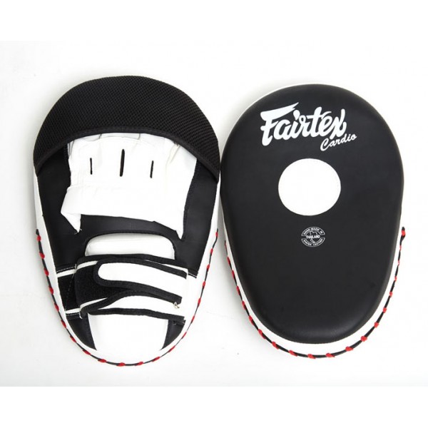 Лапы боксерские Fairtex FMV-13 CARDIO, изогнутые в Краснодаре в магазине SportPanda Лапы боксерские Fairtex FMV-13 CARDIO, изогнутые – фото