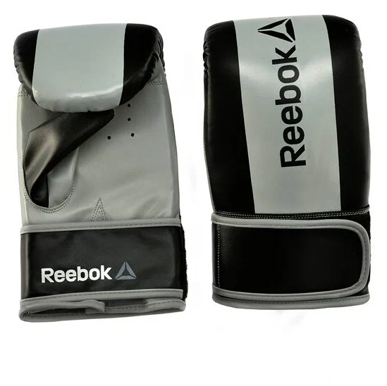 Боксерские перчатки Reebook Mitts, тренировочные, серый в Краснодаре в магазине SportPanda Боксерские перчатки Reebook Mitts, тренировочные, серый – фото