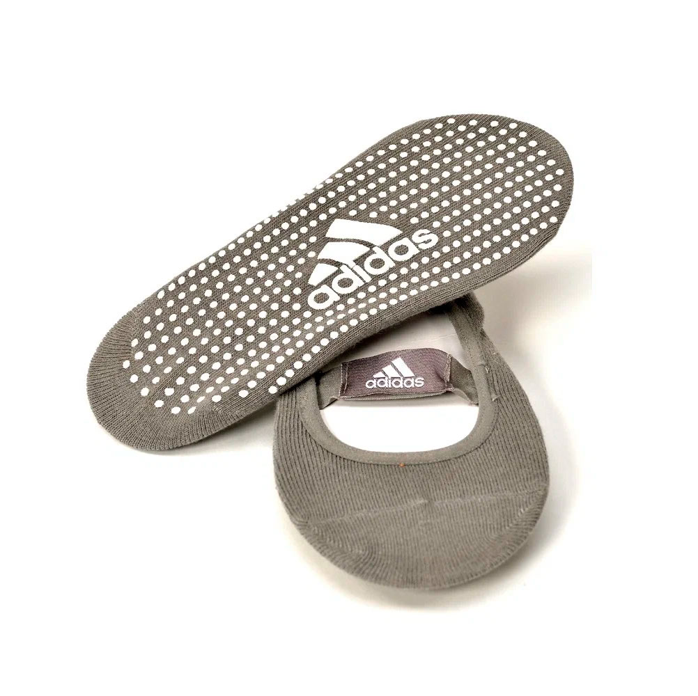 Носки для йоги Adidas Yoga Socks ADYG-30102GR, М/L в Краснодаре в магазине SportPanda Носки для йоги Adidas Yoga Socks ADYG-30102GR, М/L – фото