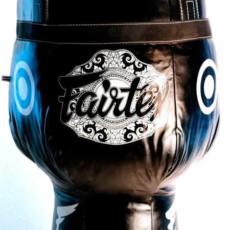 Боксерский мешок Fairtex HB13 «Угловой», 137 см, 60 кг, для бокса, кикбоксинга и муай-тай в Краснодаре в магазине SportPanda Боксерский мешок Fairtex HB13 «Угловой», 137 см, 60 кг, для бокса, кикбоксинга и муай-тай – фото
