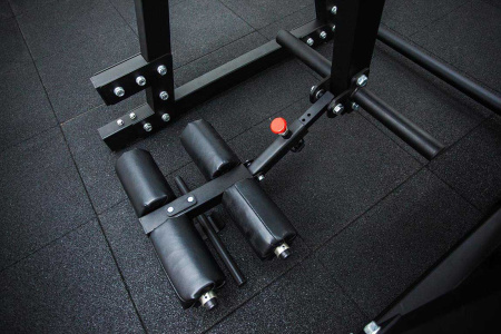 Подставка под ноги для обратной экстензии (Reverse Hyper) – фото