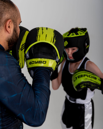 Лапы боксерские BoyBo Stain BPS450, чёрно-зелёный в Краснодаре в магазине SportPanda Лапы боксерские BoyBo Stain BPS450, чёрно-зелёный – фото