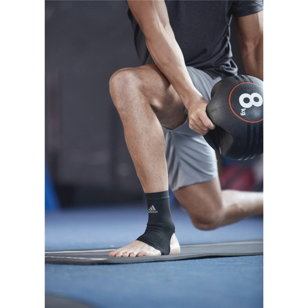 Фиксатор лодыжки Adidas ADSU-13314, XL (241 мм - 254 мм) – фото