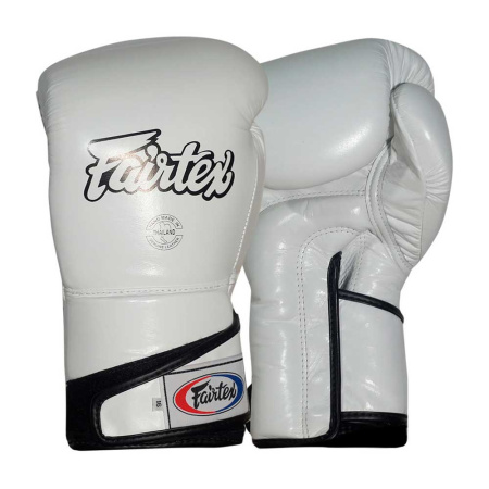 Боксерские перчатки Fairtex BGV6 Angular Sparring Gloves, тренировочные, белый в Краснодаре в магазине SportPanda Боксерские перчатки Fairtex BGV6 Angular Sparring Gloves, тренировочные, белый – фото
