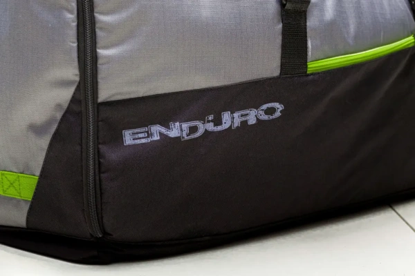 Сумка спортивная для экипировки / мотосумка Enduro Cargo, серый / чёрный / салатовый