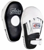 Тайские лапы Fairtex FMV-8 «Удлиненные», прямые в Краснодаре в магазине SportPanda Тайские лапы Fairtex FMV-8 «Удлиненные», прямые – фото