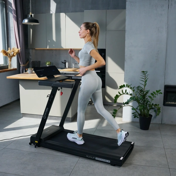 Беговая дорожка OXYGEN FITNESS RUNUP GROOVE A, электрическая, для дома в Краснодаре в магазине SportPanda Беговая дорожка OXYGEN FITNESS RUNUP GROOVE A, электрическая, для дома – фото