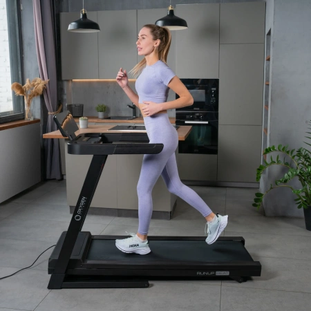 Беговая дорожка OXYGEN FITNESS RUNUP BEAT, электрическая, для дома в Краснодаре в магазине SportPanda Беговая дорожка OXYGEN FITNESS RUNUP BEAT, электрическая, для дома – фото