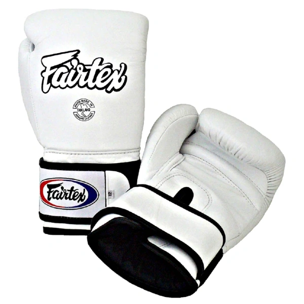 Снарядные перчатки Fairtex TGT7 Universal Bag Gloves Black, белый в Краснодаре в магазине SportPanda Снарядные перчатки Fairtex TGT7 Universal Bag Gloves Black, белый – фото
