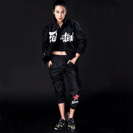 Костюм-сауна для сгонки веса Fairtex VS-2, чёрный в Краснодаре в магазине SportPanda Костюм-сауна для сгонки веса Fairtex VS-2, чёрный – фото